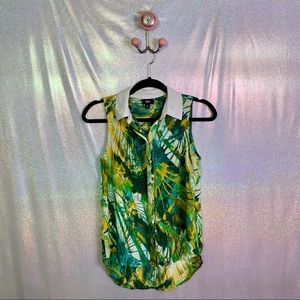 Mossimo | Sleeveless Button Down Blouse